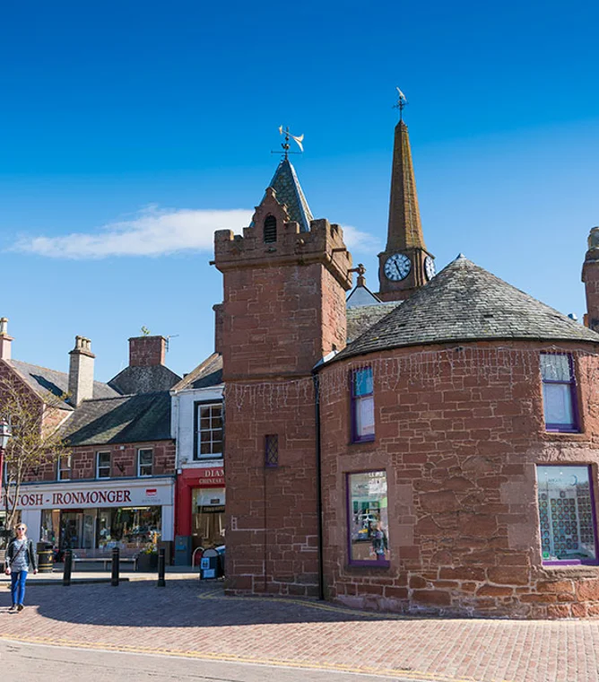 Carnoustie, Kirriemuir